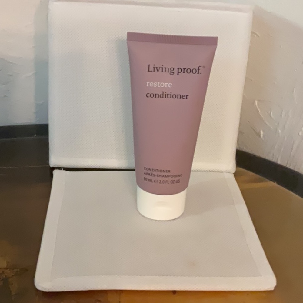 Living Proof Restore Conditioner, Travel Size 2.0 fl oz/ 60 ml NWOT Sealed